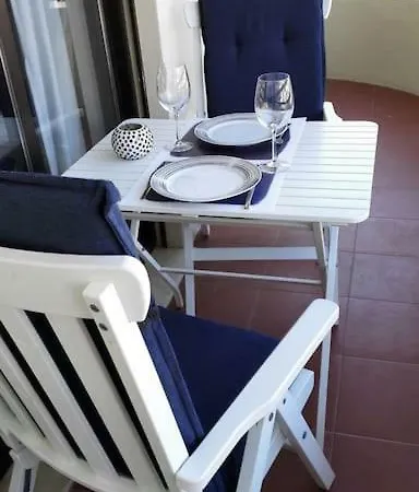 Spacious With Rooftop Pool *